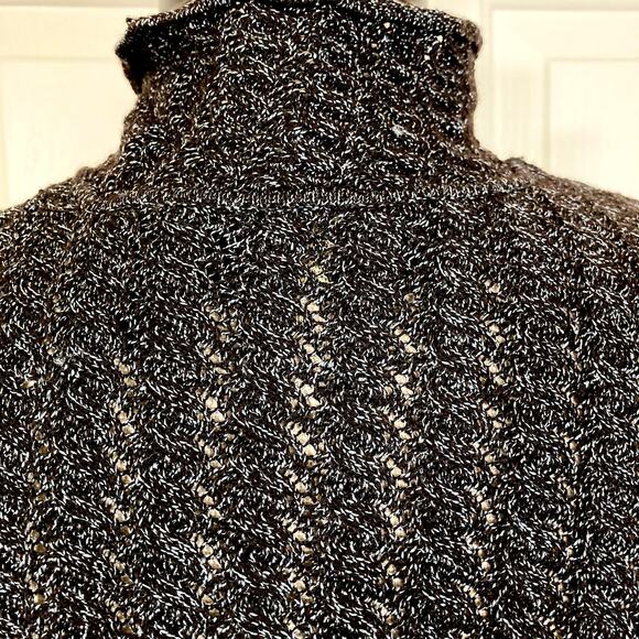 Black mock neck sleeveless Sweater by Dana Buchman black wool /rayon size Medium - Picture 5 of 6